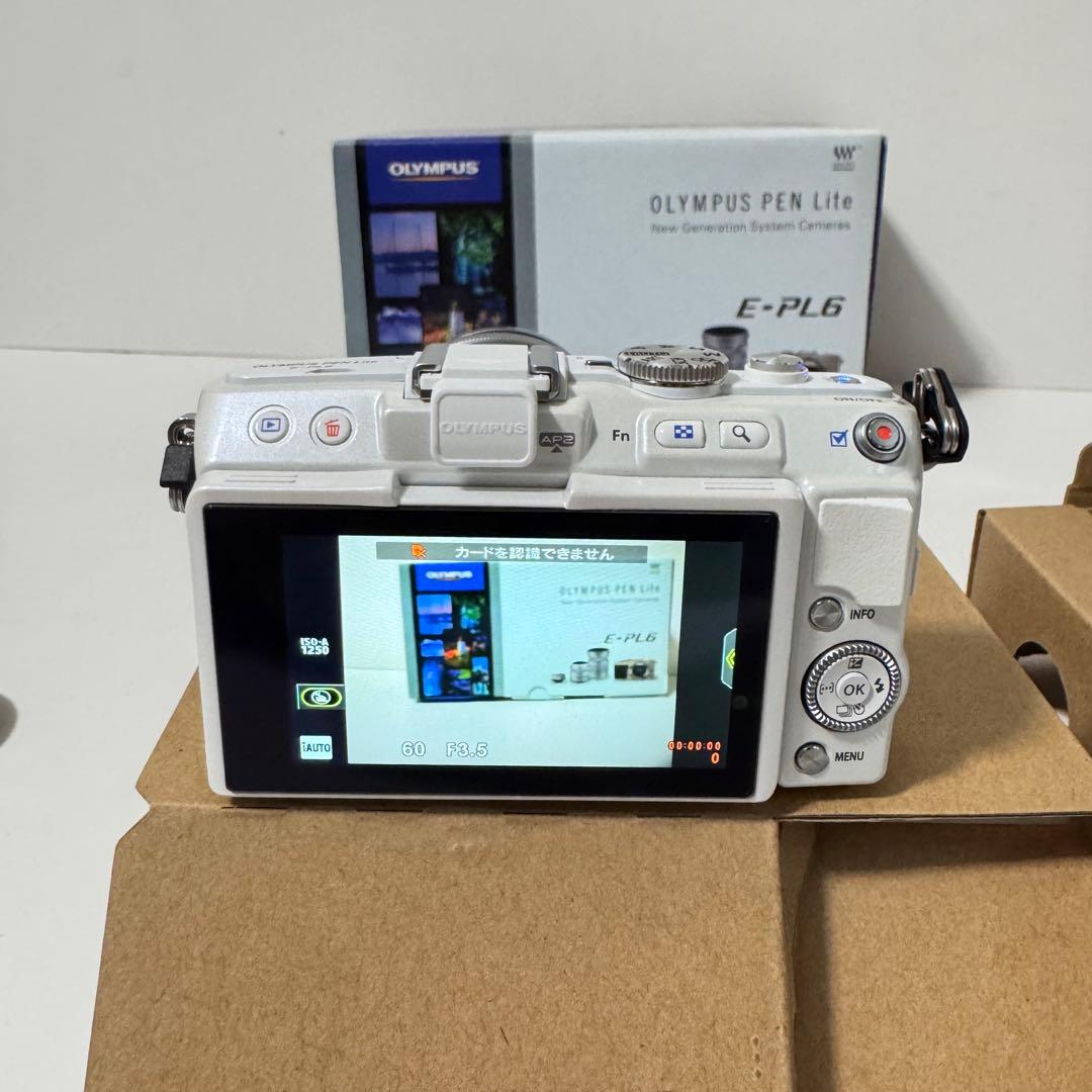 極美品 OLYMPUS PEN Lite E-PL6 ダブルズームキット