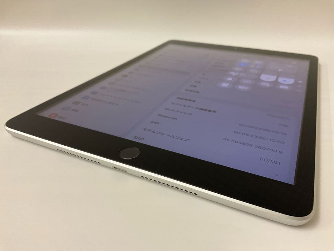 【超美品・BT100％】iPad 第9世代 64GB Cellularモデル