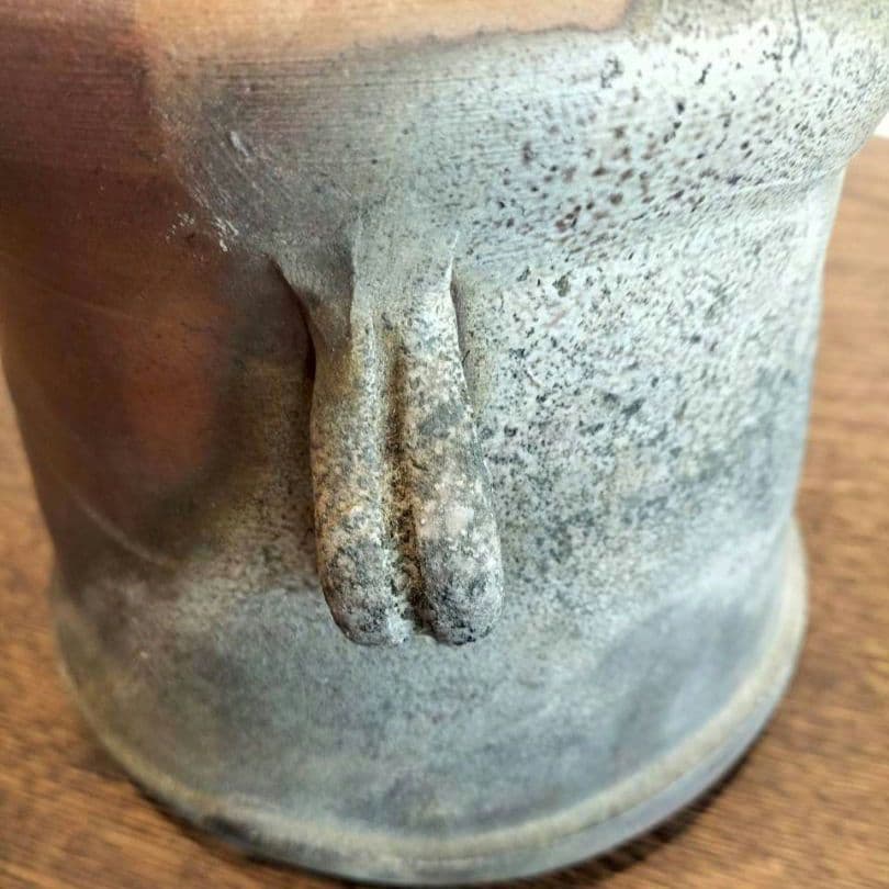 備前焼　蓋付き容器　焼き物　箱無し 陶芸