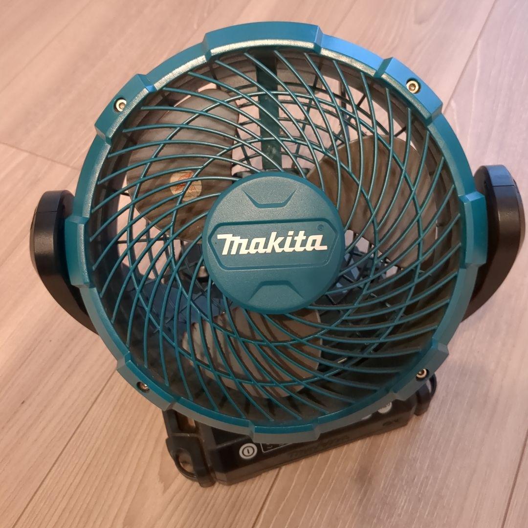 マキタ サーキュレーター ACアダプター付 CF101D　バッテリー1個付き
