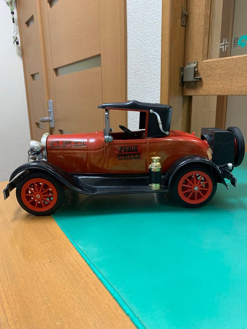 珍品 未開封 ウイスキー ジムビーム ファイヤーチーフ クラシックカー