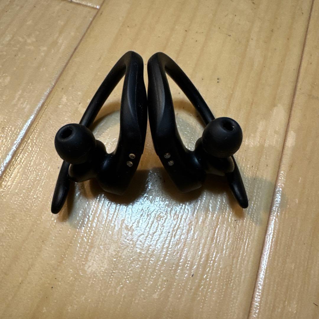 Powerbeats Pro ブラック 黒　イヤホン　パワービーツプロ　外箱付き