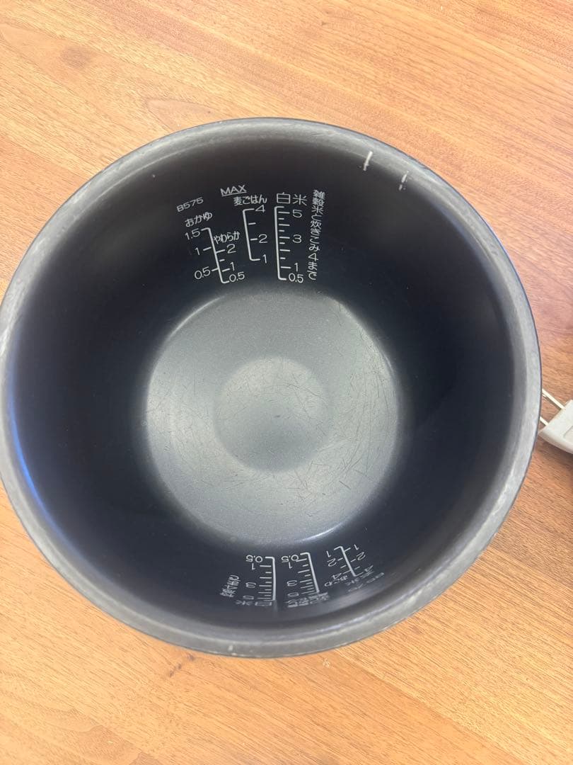 象印 NW-LB10 圧力IH炊飯器 5.5合 黒　2021年製