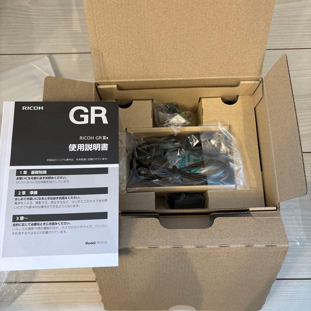 【ショット数1026枚・極美品】RICOH GR IIIx 付属品未使用・元箱有