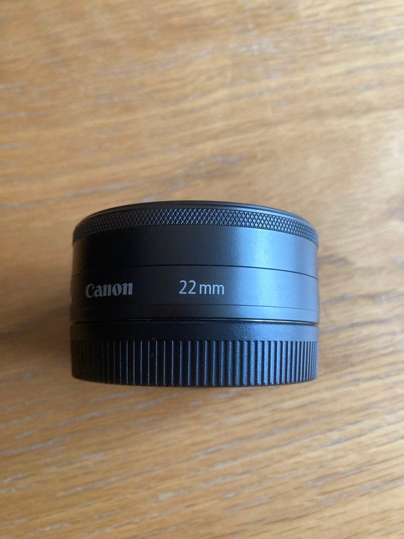 Canon EOS M ミラーレス18-55mm 22mm バッグ　ストロボ
