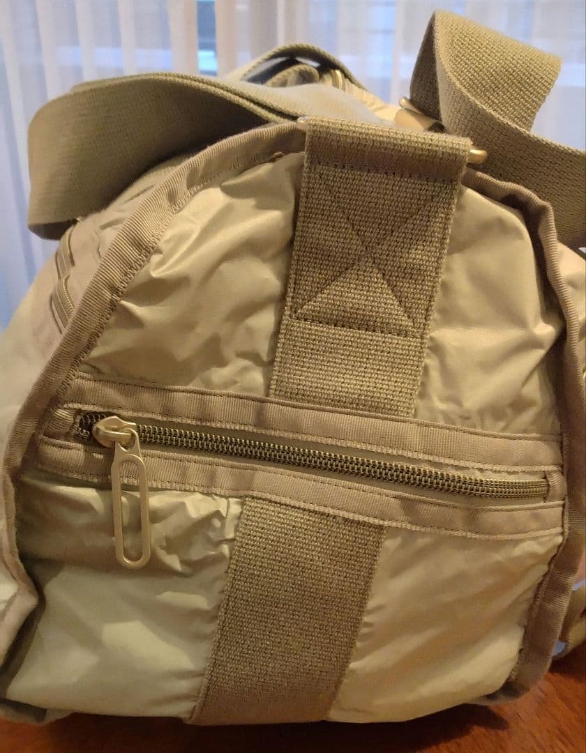 LeSportsac　軽量ボストンバッグ ライトグレー　新品