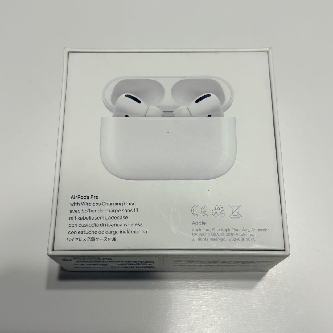 Apple AirPods Pro 第一世代　ワイヤレス充電ケース付き
