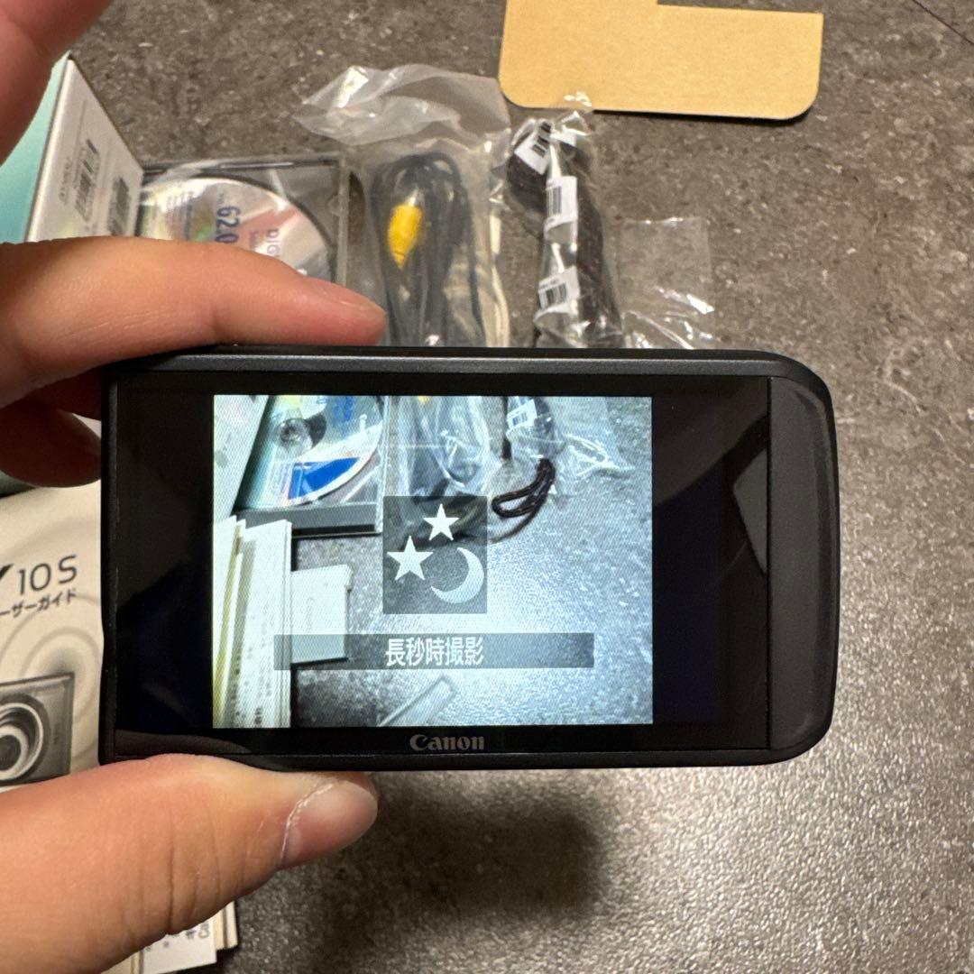 【動作OK】Canon IXY 10S シルバー 付属品完備 デジカメ
