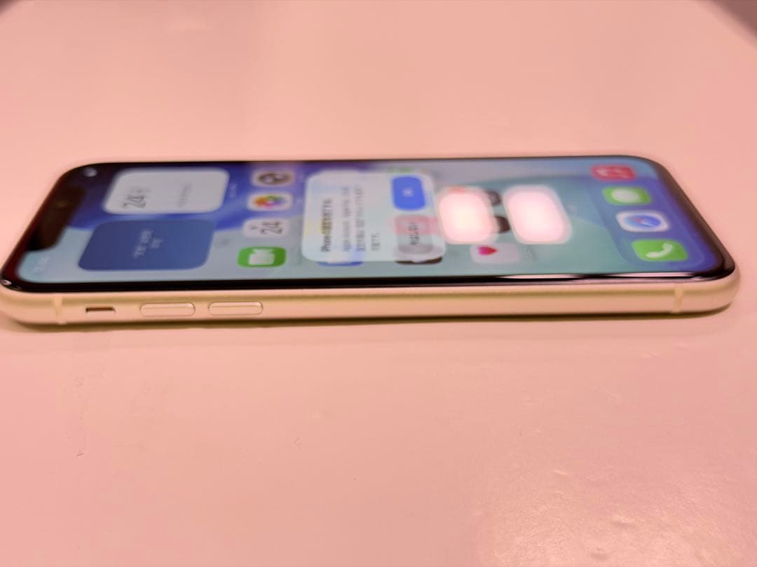 【美品】iPhone 11 ホワイト 64GB