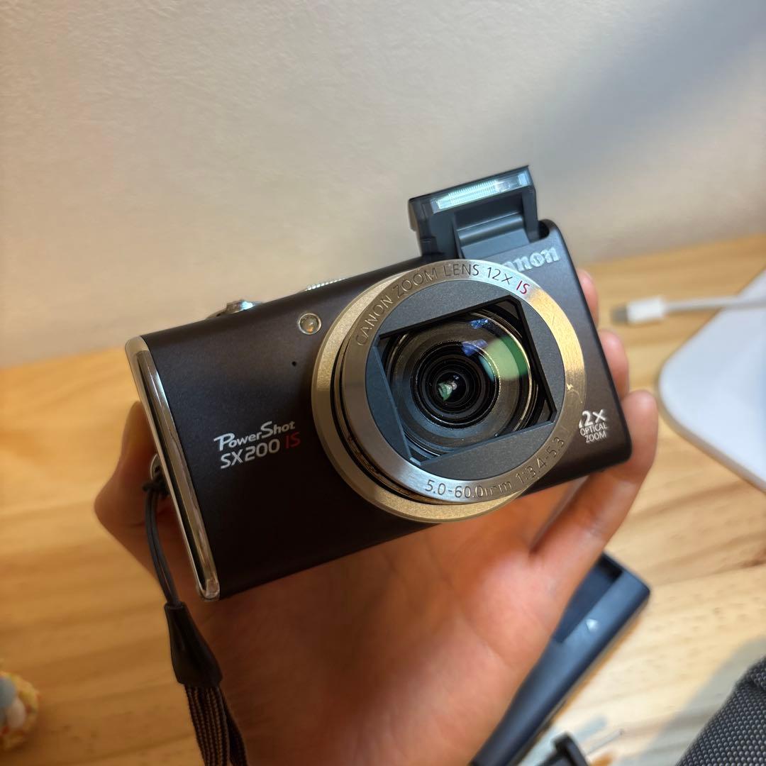 美品Canon PowerShot SX200 IS ブラウン 12倍ズーム