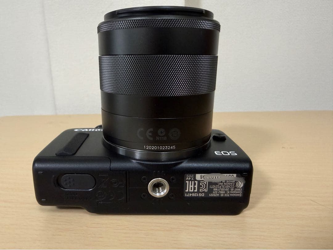 【超美品】canon キヤノン EOS M2　レンズキット Wi-Fi