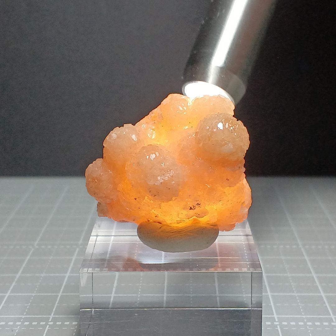 希産鉱物　オルミアイト　原石　オルミ石　Olmiite　鉱物標本