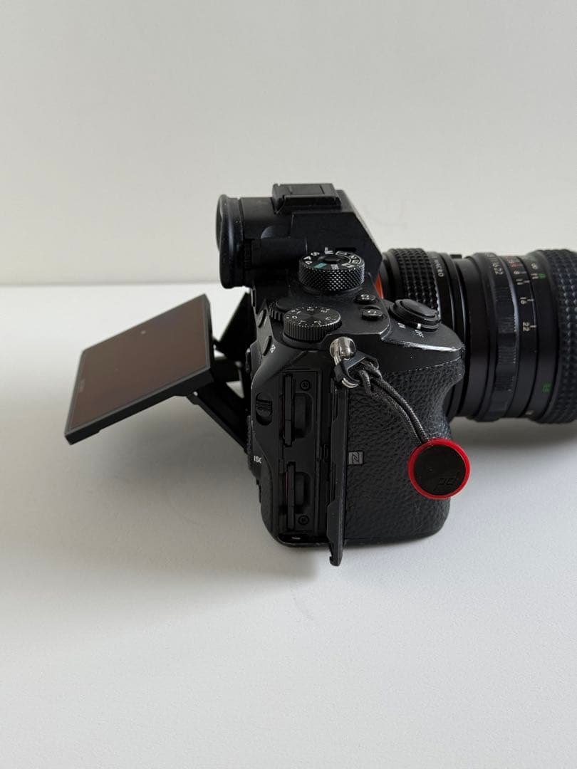 【本体のみ】SONY α7R III ボディ（ILCE-7RM3）