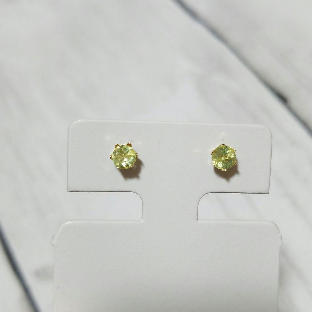 K18・パロットクリソベリル・ピアス