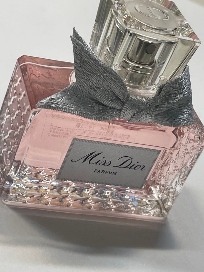 ミスディオール パルファン 35ml チャーム付き
