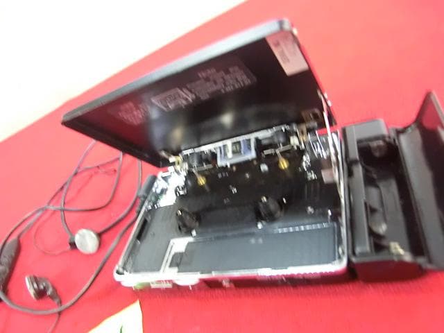 124：SONY WM-701C ソニー　カセットウォークマン　ジャンク