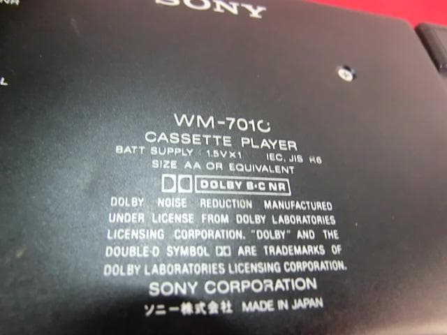 124：SONY WM-701C ソニー　カセットウォークマン　ジャンク