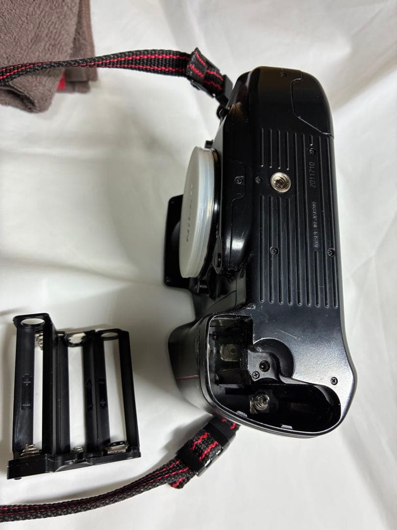 ニコン Nikon F90X 一眼レフフィルムカメラ（動作確認済み）