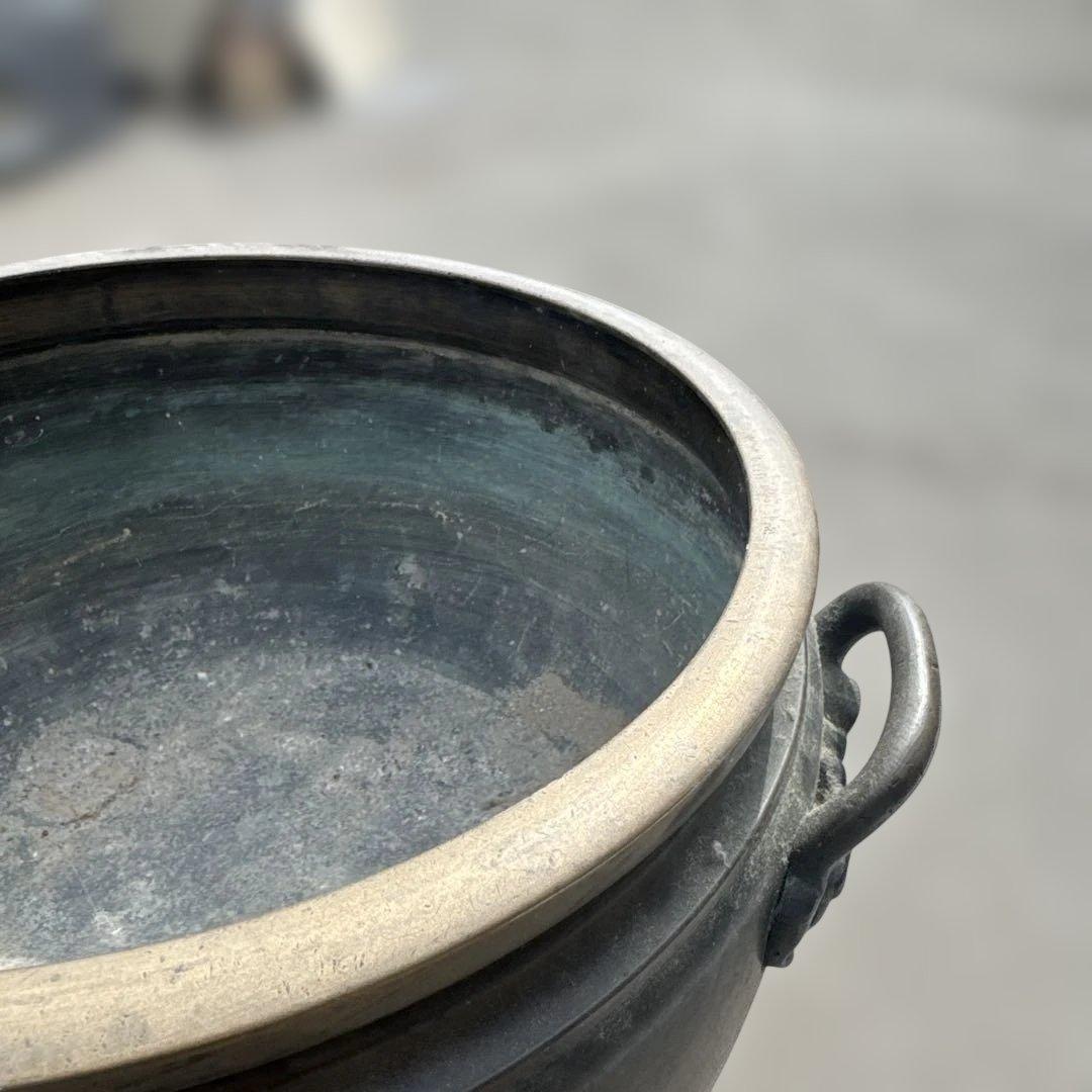 アンティーク　古道具　銅製火鉢 持ち手付き 彫刻模様