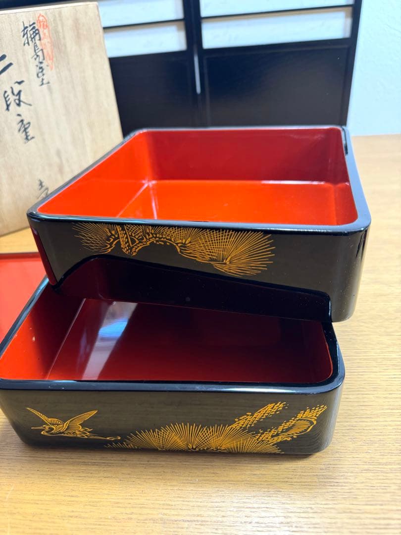 600輪島塗　木製　濱田屋謹製　二段重　沈金　共箱