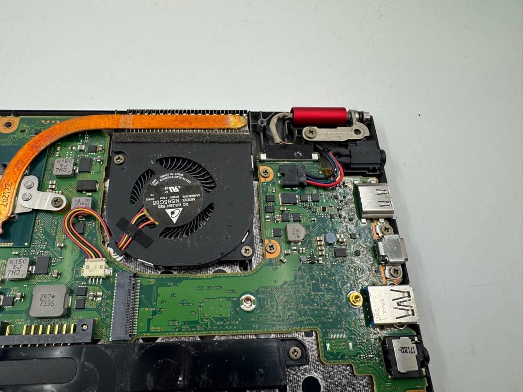 富士通ノートPC★ジャンク❗️第８世代★corei5❗️LIFEBOOK UH75