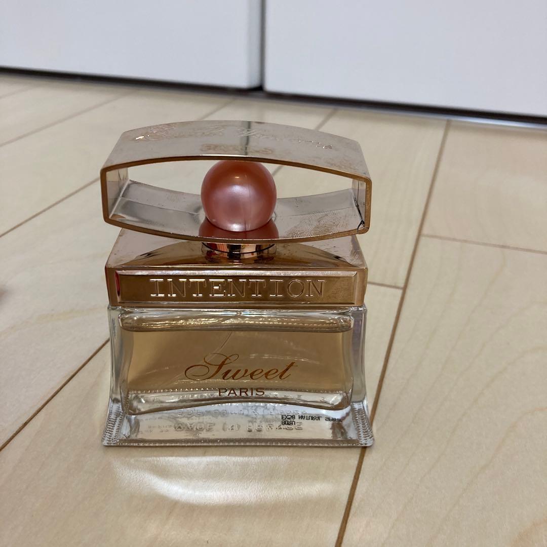 SWEET LOVE INTENTION paris香水　60ml