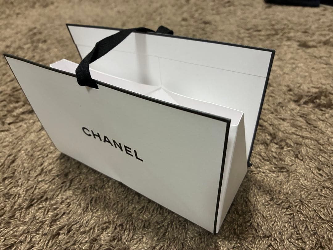 【未使用】CHANEL ハンドクリーム ル リフト