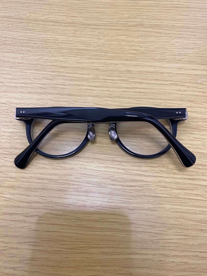 む　EYEVAN7285の眼鏡です！一式揃ってます。