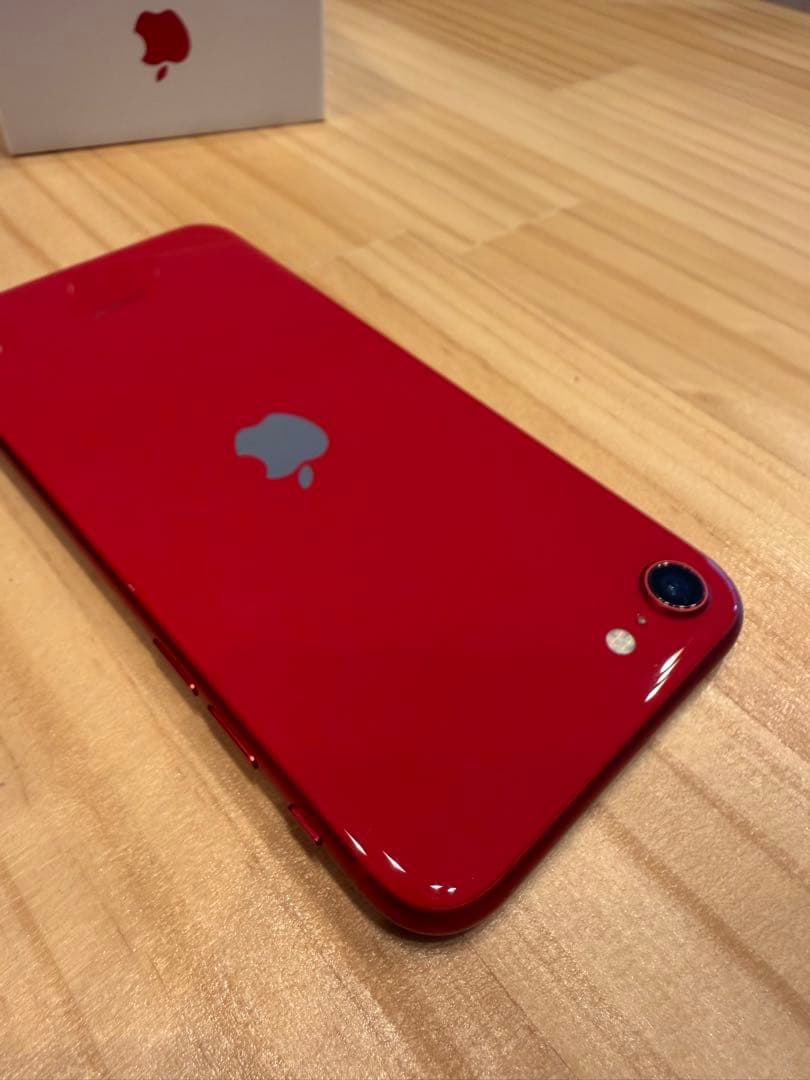 iPhone SE (第2世代) 赤色 本体　64GB