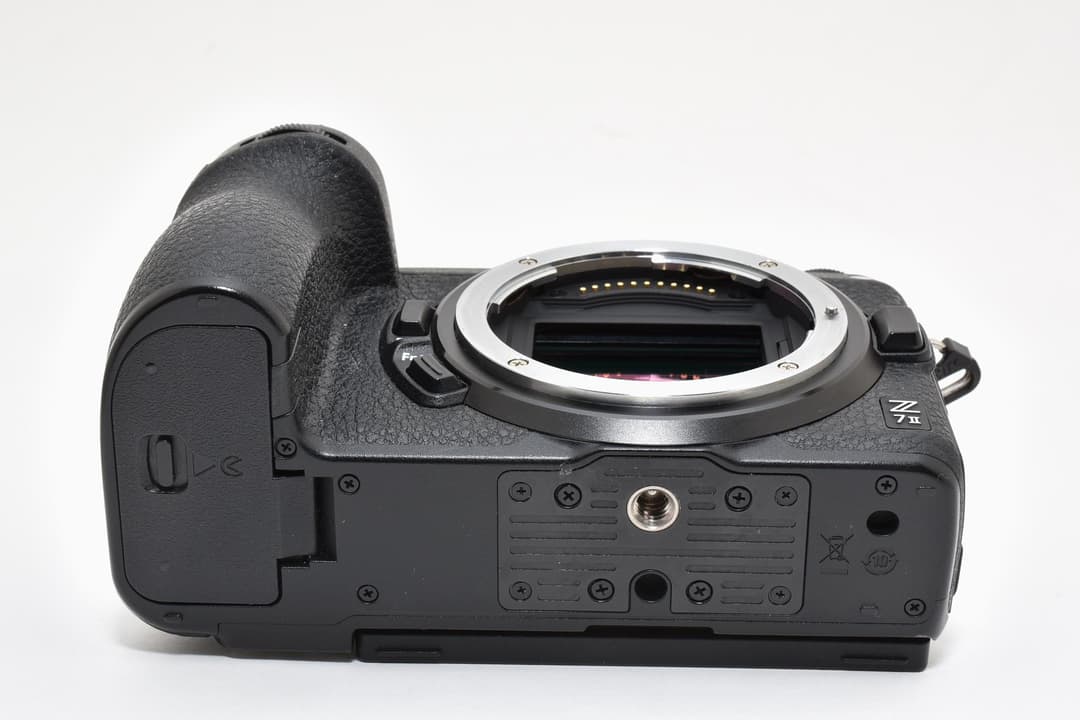 ■3953ショットの極上品■ ニコン Z7II #C943