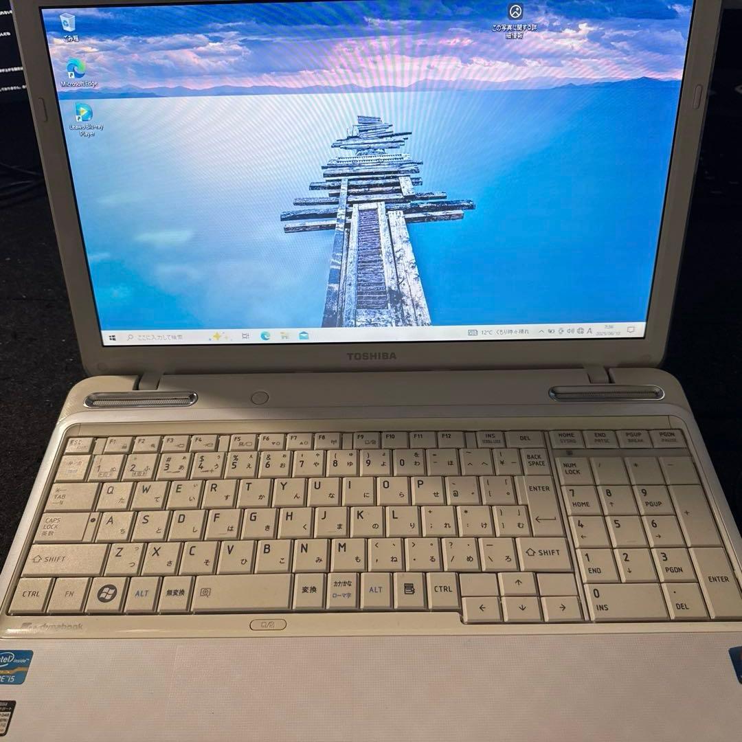 し*ん様 超綺麗 東芝dynabook T351/57CW Office付 Co