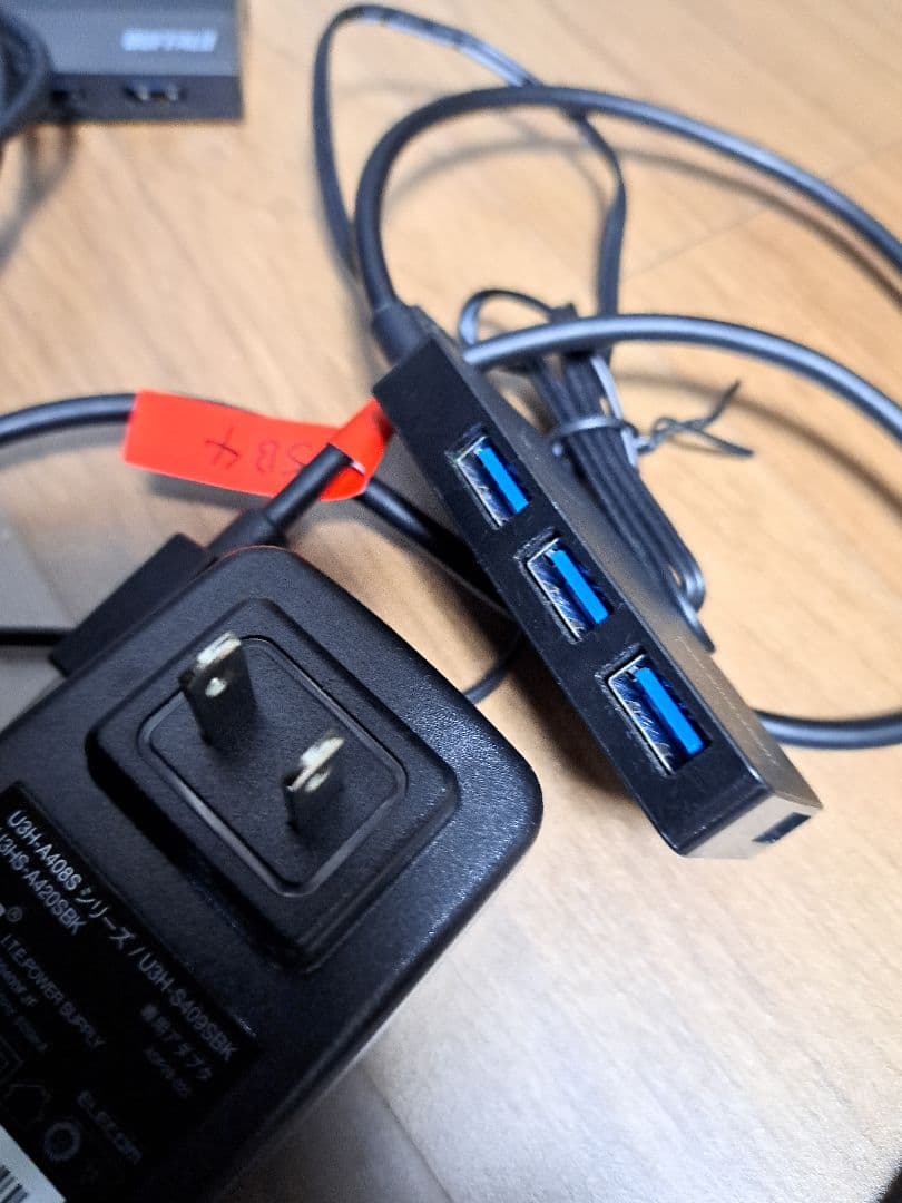 2点　BUFFALO USB3.0ハブ 4ポー卜　セルフバスパワー　ELECOM