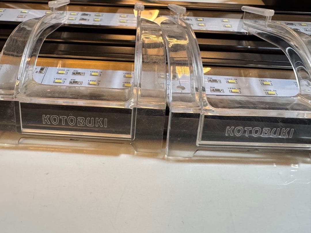 水槽用LEDライト フラット 600 60センチ水槽用 コトブキ 2台