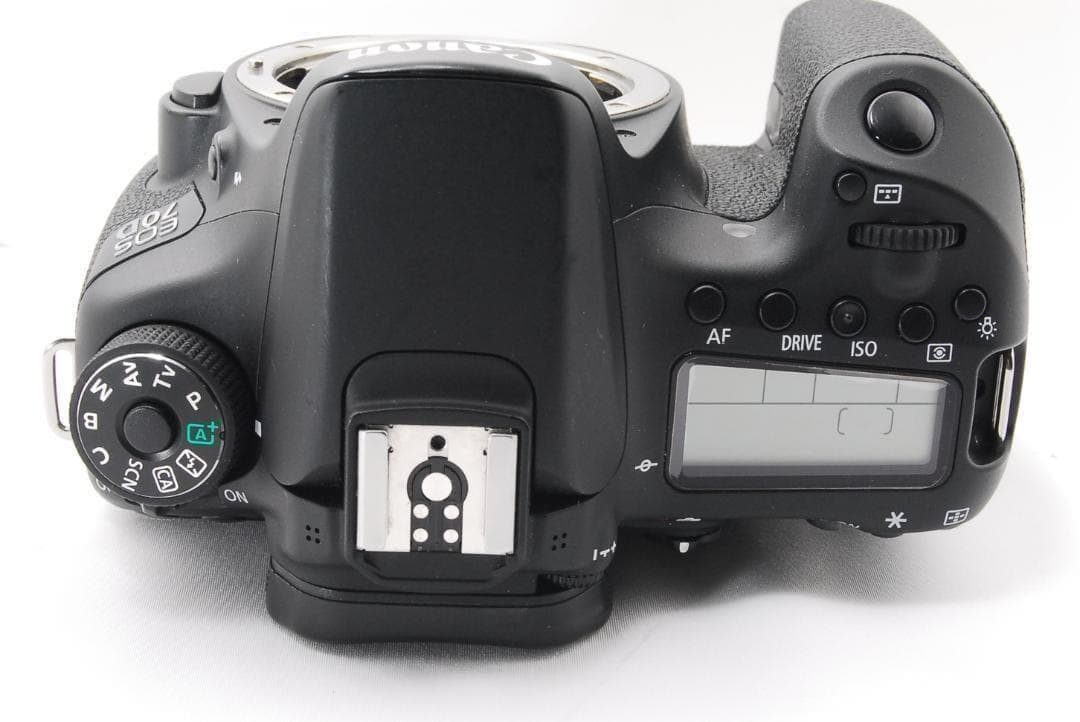 Canon EOS 70D 一眼レフカメラ スマホ転送 近～中望遠対応レンズ