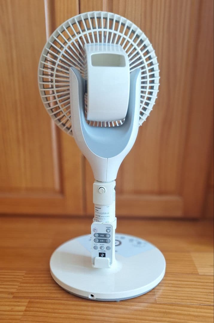 SHARP プラズマクラスター扇風機 PJ-E2DS-W 2015年