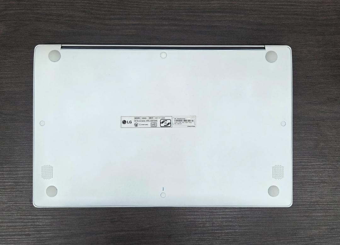 10世代) LG gram i7 / 16Gb / 256GB / office