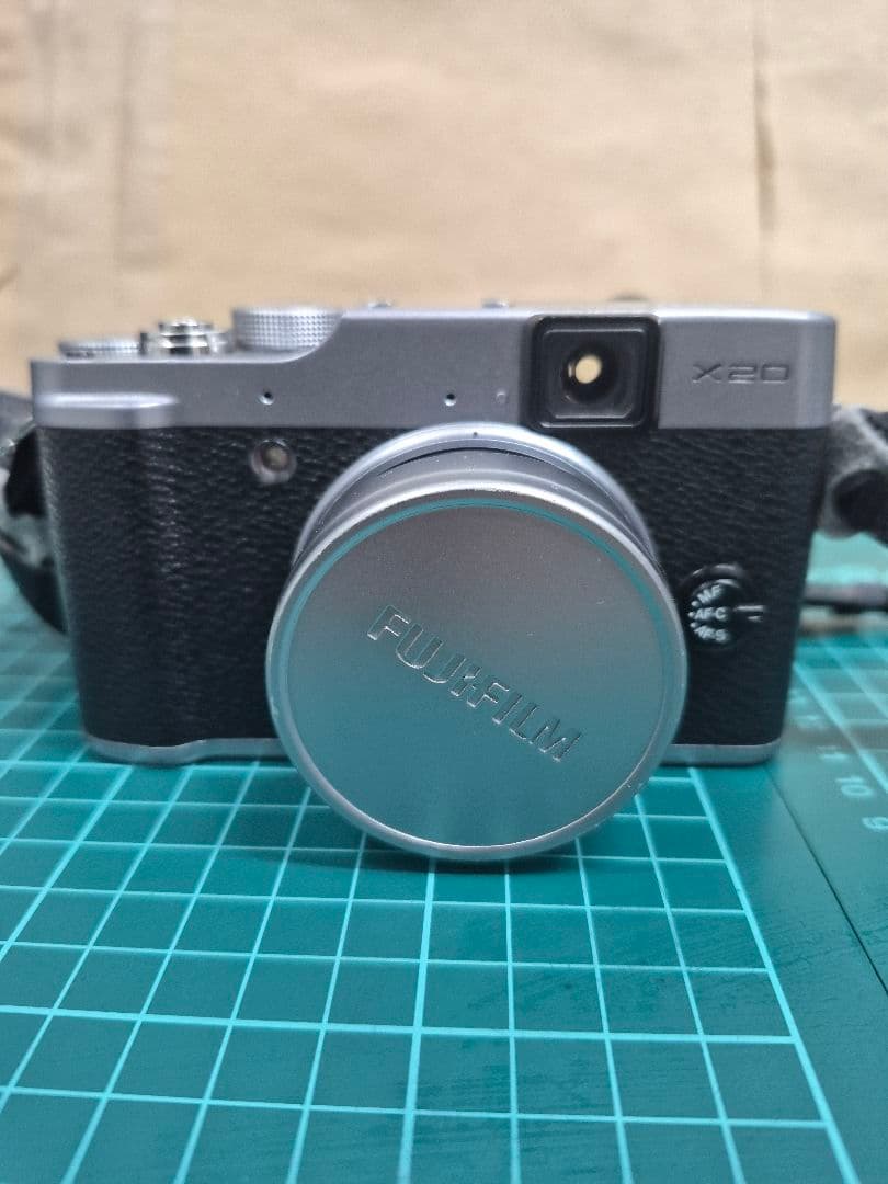 Fujifilm X20 コンパクトデジタルカメラ