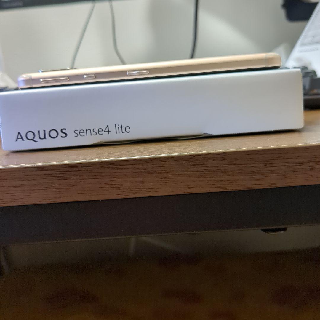 AQUOS sense4 lite ピンク色 本体