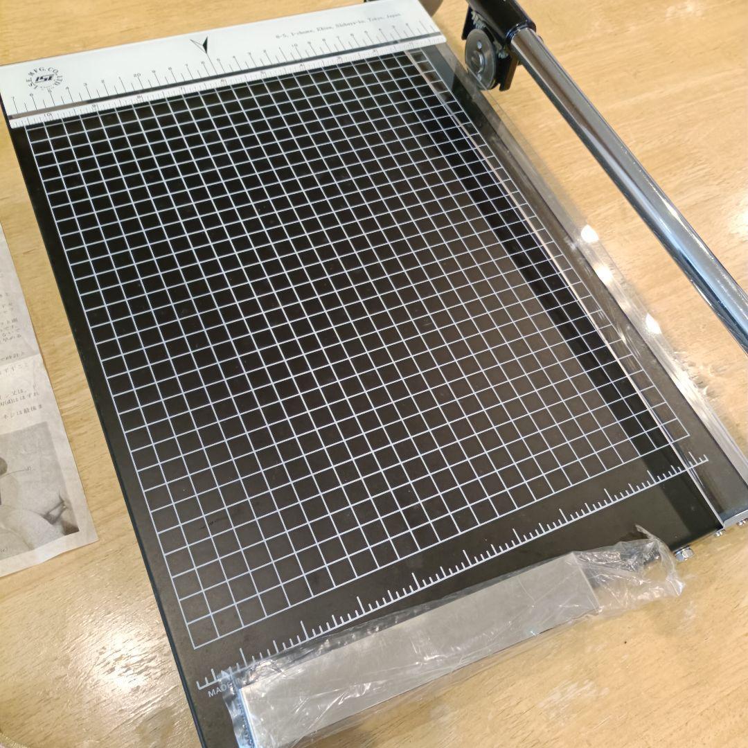 美品 ISE 四つ切 ペーパーカッター 廃盤 日本製