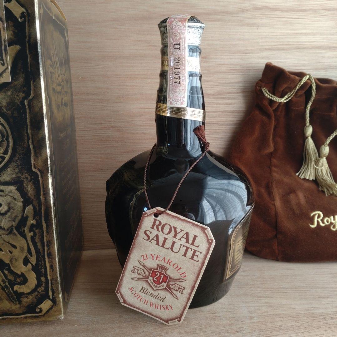 ロイヤルサルート 21年 ／茶色 【未開封】【古酒】