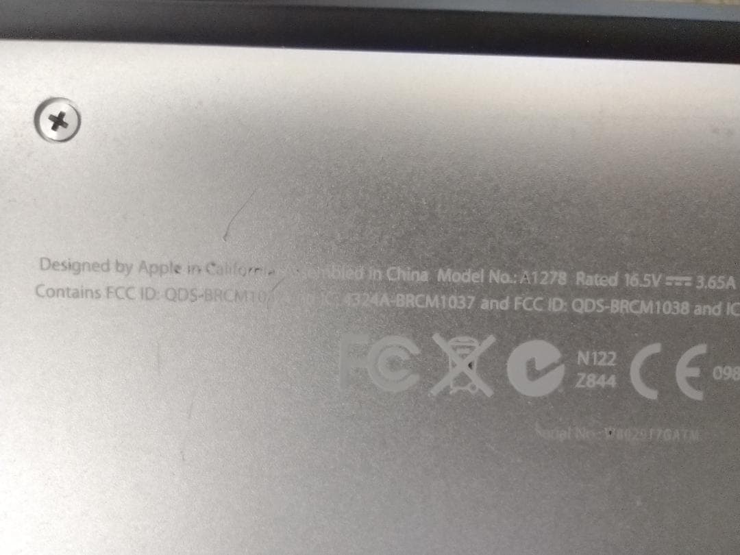 MacBook本体 MacBook Pro (13-inch, Mid 2010) A1278