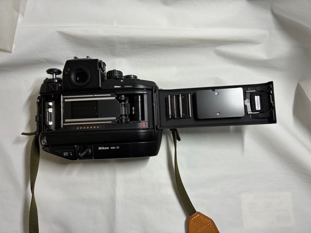 ニコン Nikon F4 一眼レフカメラ（動作確認済み）