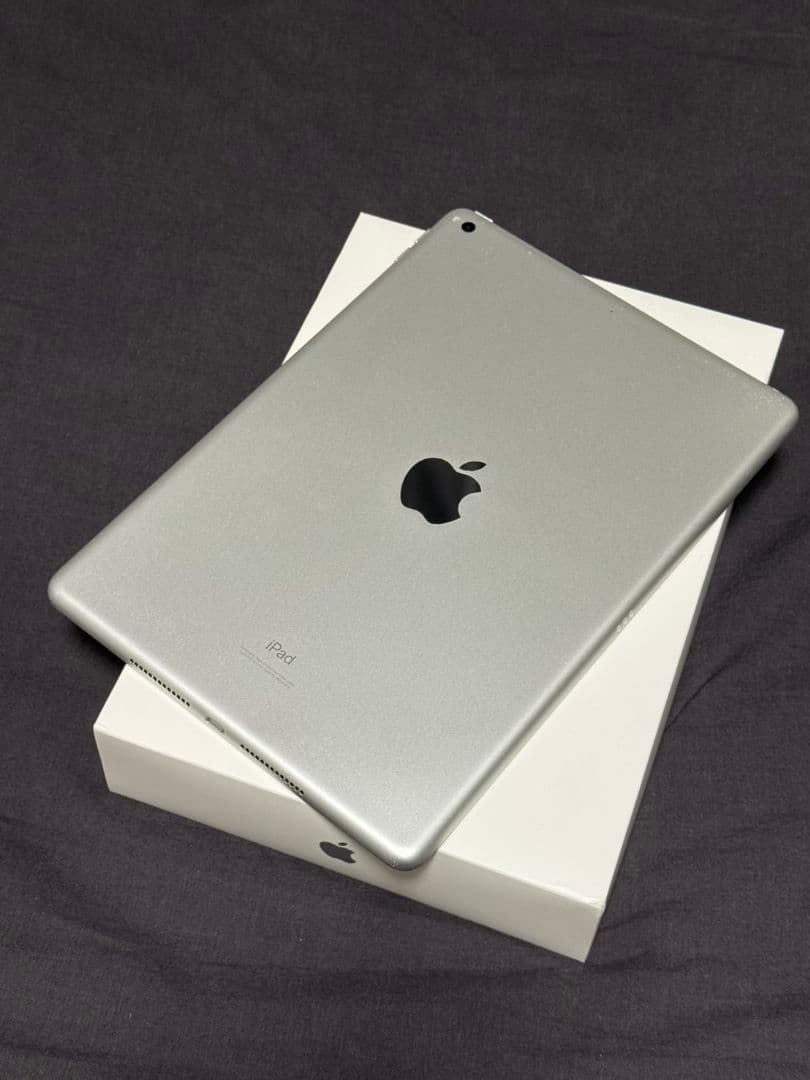 iPad　シルバー　第9世代　256GB