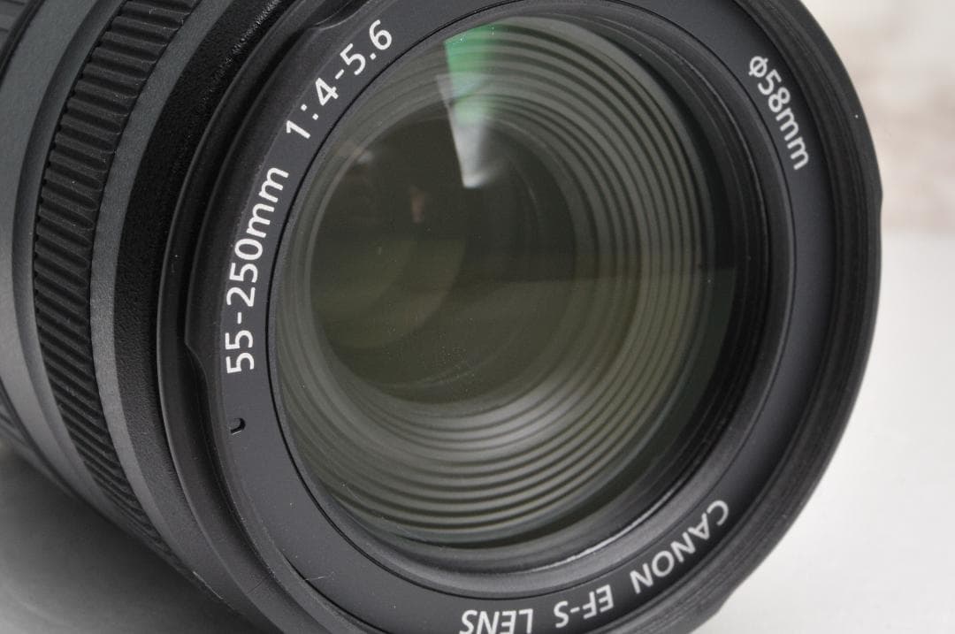 Canon EF-S 55-250mm IS❣️望遠レンズ 手ぶれ補正 人気