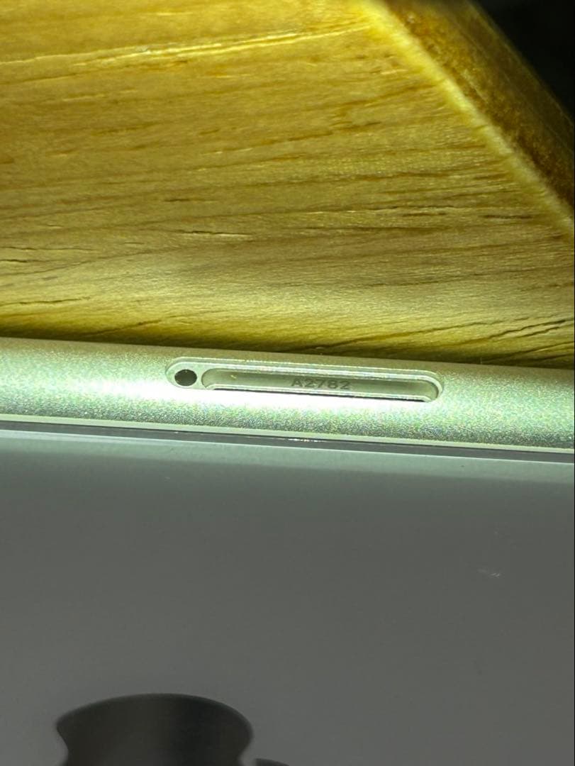 iPhone SE (第3世代) 64GB ジャンク