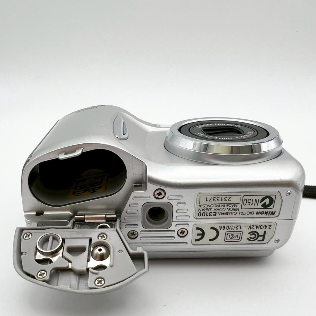 【完動品】Nikon COOLPIX 3100 コンデジ シルバー 動作確認済