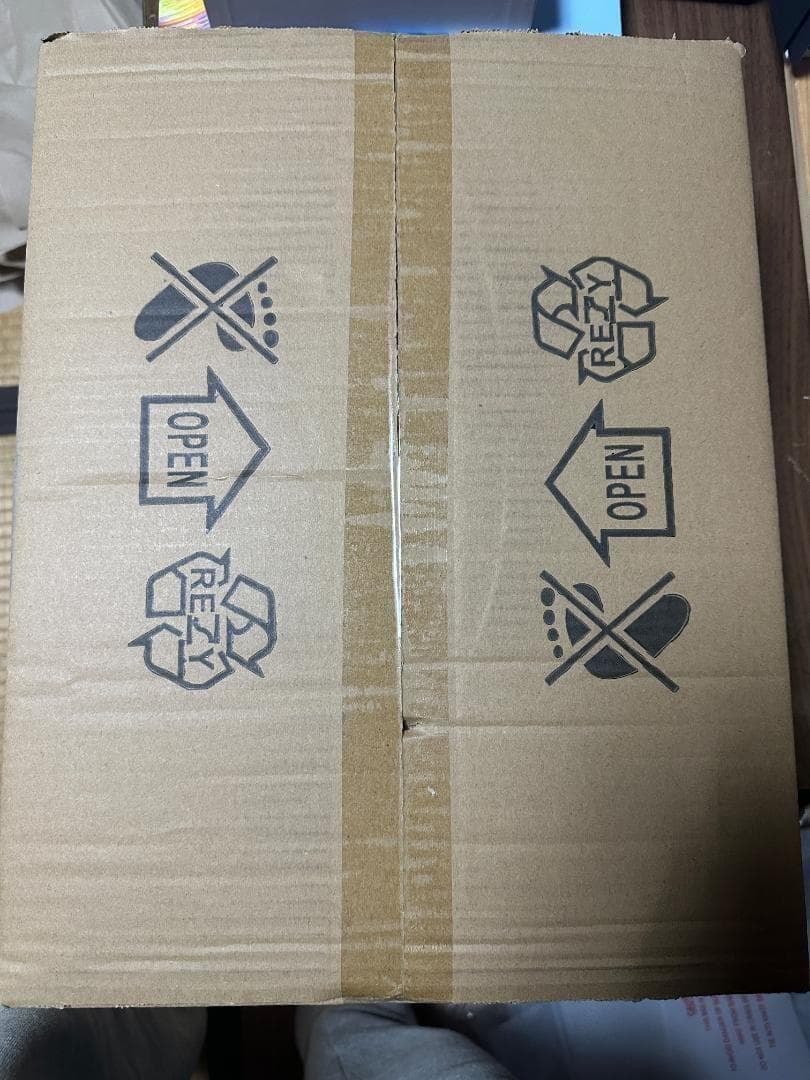 【R1754-63-108】70000PA 自立式コードレス掃除機 LED搭載