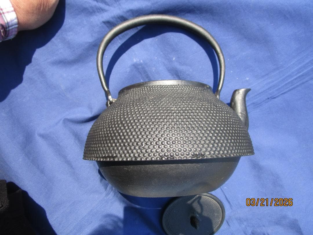 南部鉄瓶　鉄瓶　在銘　旬利休 作　水漏れ無し　茶道具　未使用と思う　煎茶道具