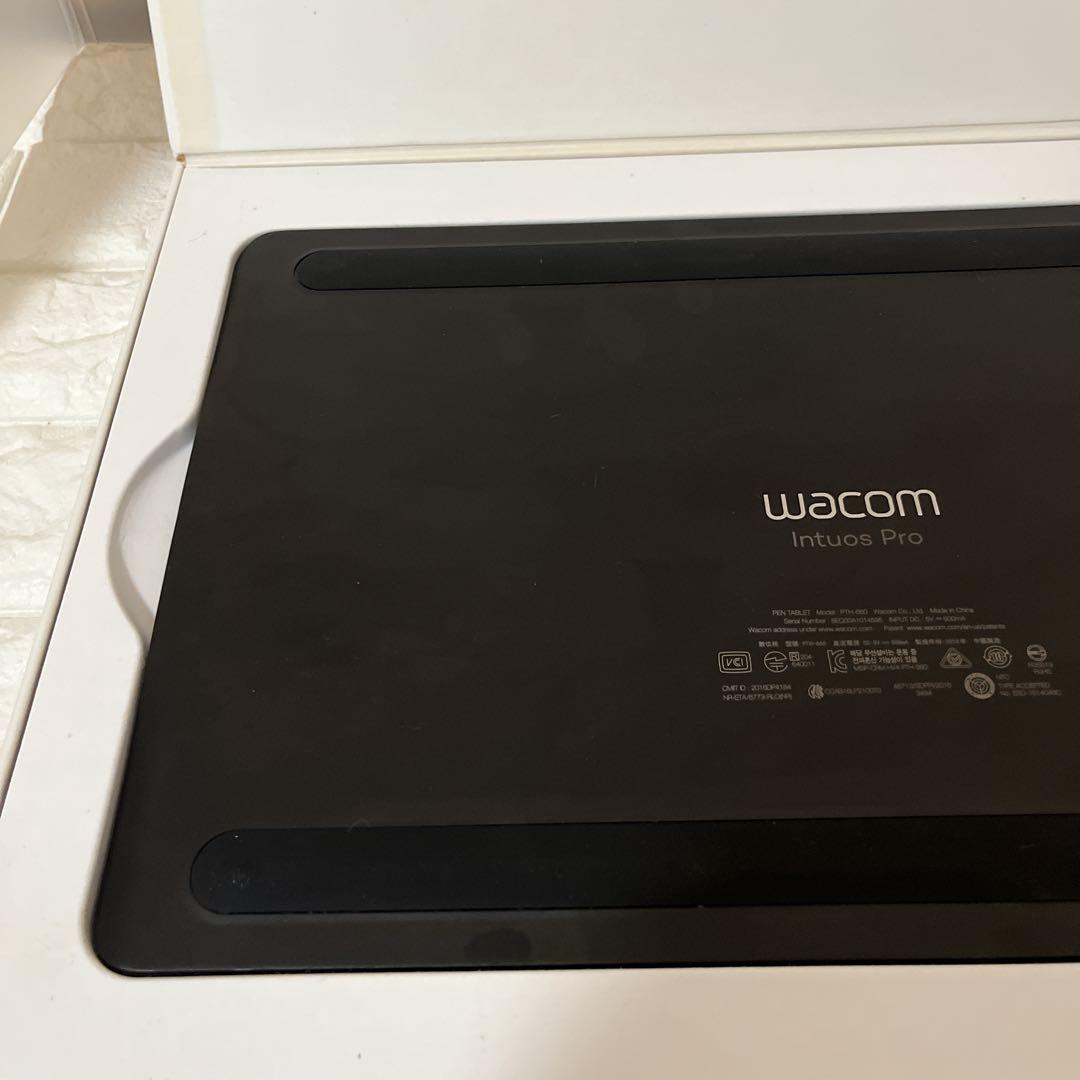 Wacom Intuos Pro Paper Edition ペンタブレット