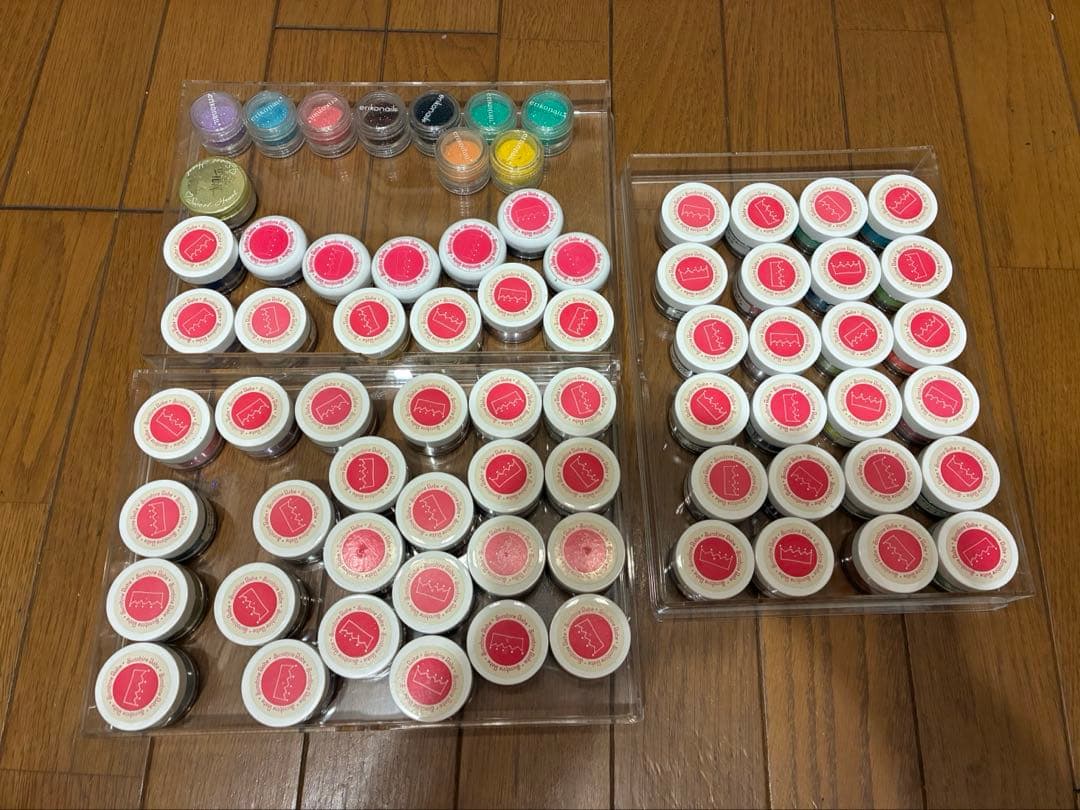 ラメ71色セット　シャンシャインベビーやエリコネイルのラメセット